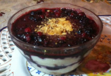 Le ricette di SoleLuna – Coppa morbida e croccante ai frutti di bosco