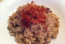 LE RICETTE DI SOLELUNA – Risotto al radicchio e speck croccante
